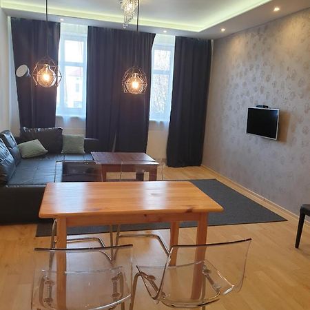 Apartamenty Rynek Lezajsk Esterno foto