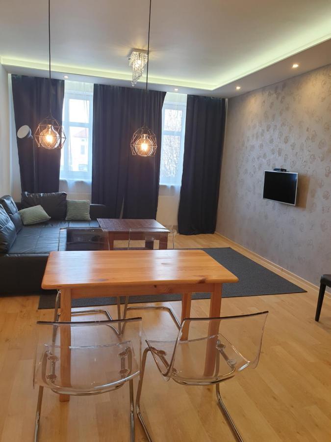 Apartamenty Rynek Lezajsk Esterno foto