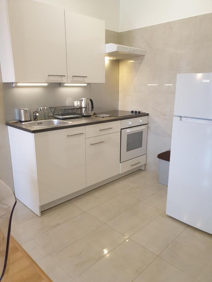 Apartamenty Rynek Lezajsk Esterno foto